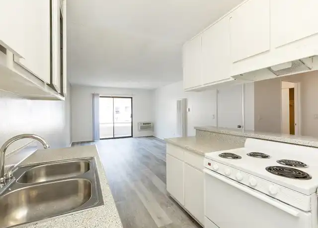 Property at Sunset Pointe - 2900 Sunset Pl, Los Angeles, CA, 90005, 1 bed, 1 bath, [object Object]