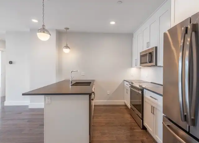 Property at 434 McGrath Hwy Unit 409, Somerville, MA, 02143, 1 bed, 1 bath, [object Object]