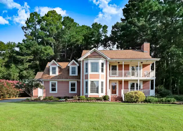 Property at 107 Kelly Dr, Goldsboro, NC, 27530, 3 beds, 2.5 baths, [object Object]