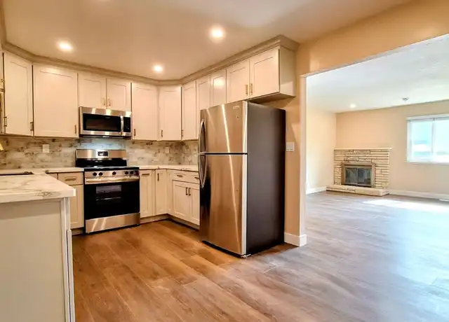 Property at 890 Burbank Dr Unit 1, Santa Clara, CA, 95051, 3 beds, 2 baths, [object Object]