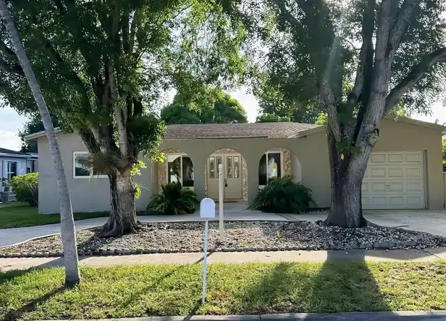 Property at 880 SW 49th Ter, Margate, FL, 33068, 3 beds, 2 baths, [object Object]