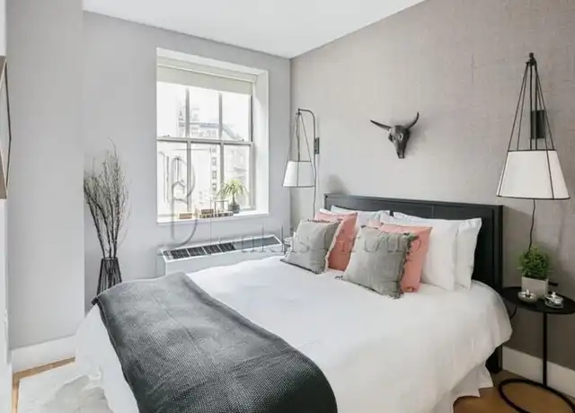 Property at 63 Wall St Unit 1219, New York, NY, 10005, 2 beds, 1 bath, [object Object]