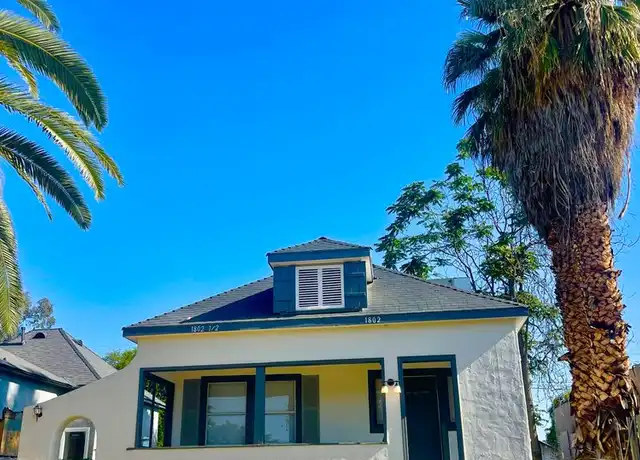 Property at 1802 Forrest St, Bakersfield, CA, 93304, 2 beds, 1 bath, [object Object]