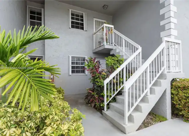 Property at 434 NE 210th Circle Ter Unit 207-4A, Miami, FL, 33179, 3 beds, 2 baths, [object Object]