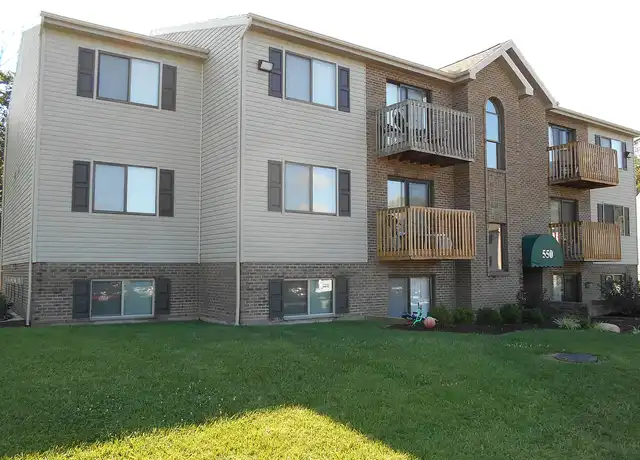 Property at HARBOUR COVE APARTMENTS - 500 Anchor Dr, Cincinnati, OH, 45255, 2 beds, 1 bath, [object Object]