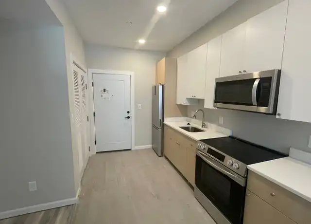 Property at 2319 Ontario Rd NW #201, Washington, DC, 20009, 2 beds, 1 bath, [object Object]