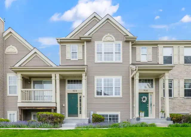 Property at 923 Emerald Dr, Pingree Grove, IL, 60140, 2 beds, 2.5 baths, [object Object]