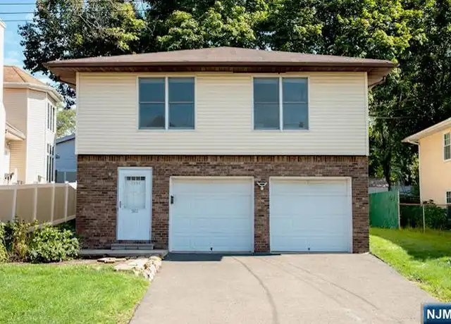 Property at 2052 Hoefleys Ln, Fort Lee, NJ, 07024, 4 beds, 2 baths, [object Object]