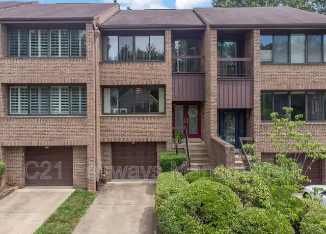 Property at 804 Fairways Dr Unit 1, Oakmont, PA, 15139, 2 beds, 2.5 baths, [object Object]