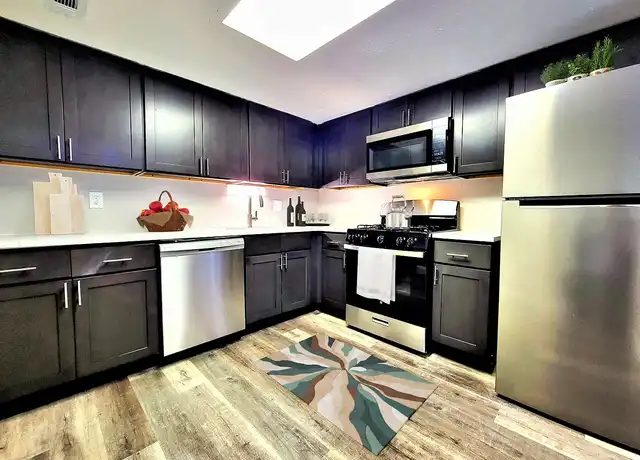 Property at Berkley Commons - 8201 Madison Ave, Indianapolis, IN, 46227, 1-2 bed, 1 bath, [object Object]
