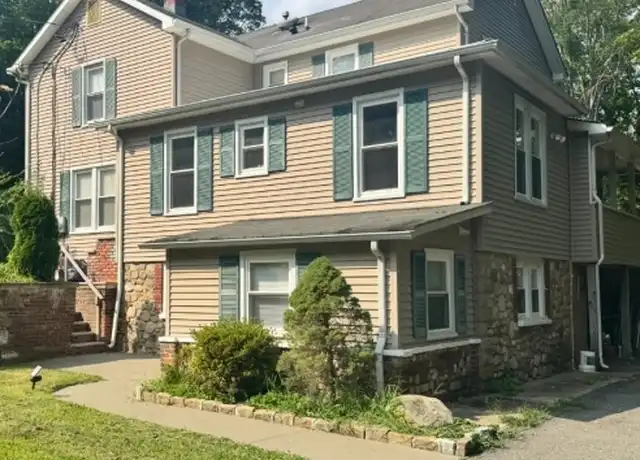 Property at 4 Spring St Unit 4, Stanhope, NJ, 07874, 2 beds, 1 bath, [object Object]