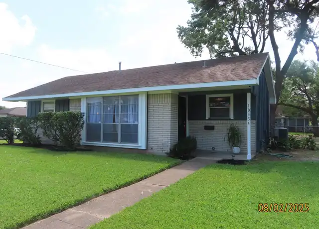 Property at 10334 Kingspoint Rd, Houston, TX, 77075, 3 beds, 1.5 baths, [object Object]