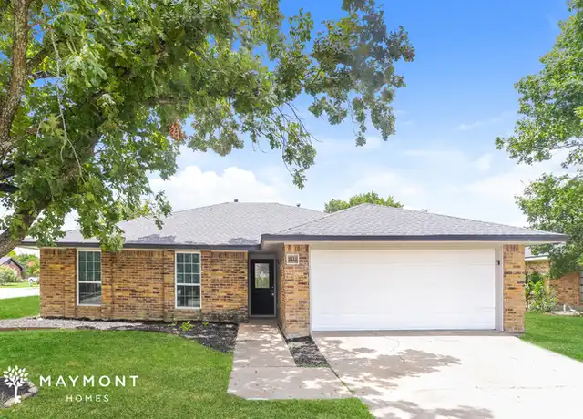 Property at 101 Chevy Chase Ln, Waxahachie, TX, 75165, 4 beds, 2 baths, [object Object]