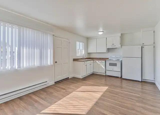 Property at 290 Pennsylvania Dr Unit 5, Watsonville, CA, 95076, 1 bed, 1 bath, [object Object]