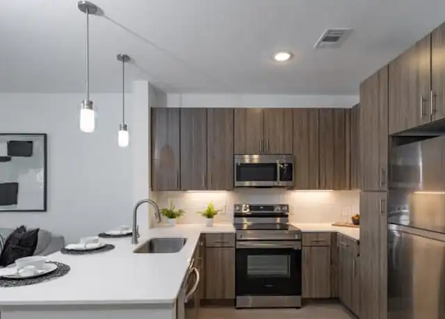 Property at 4840 N Shepherd Dr Unit 230, Houston, TX, 77018, 1 bed, 1 bath, [object Object]