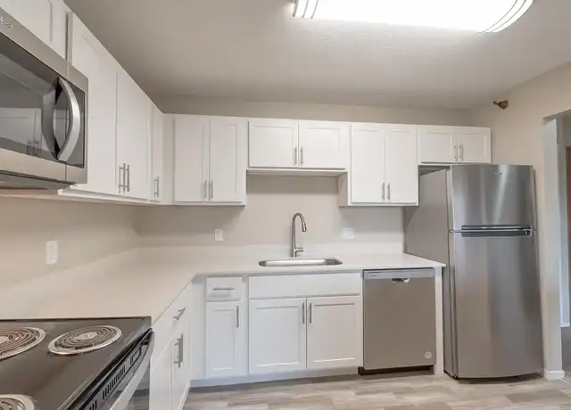 Property at Westside - 101 Blake Rd N, Hopkins, MN, 55343, 2 beds, 1.5 baths, [object Object]