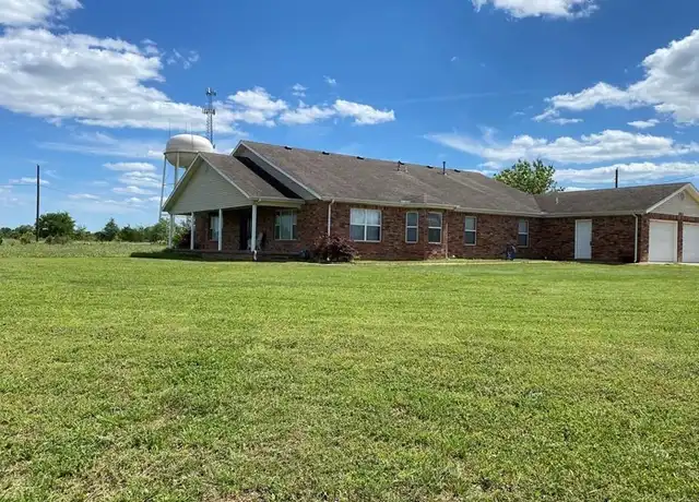 Property at 1811 Kinyon Rd, Centerton, AR, 72719, 3 beds, 2 baths, [object Object]