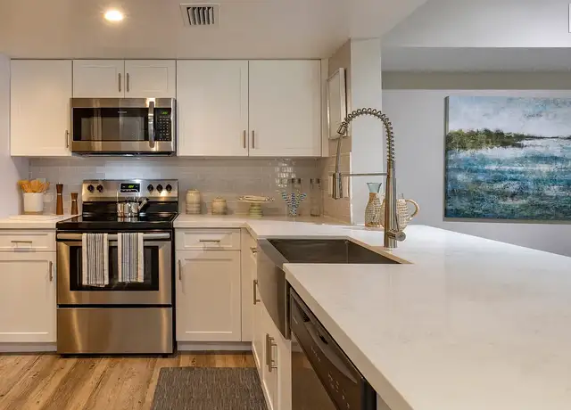 Photo of 9733 NW 7th Cir, Plantation, FL 33324
