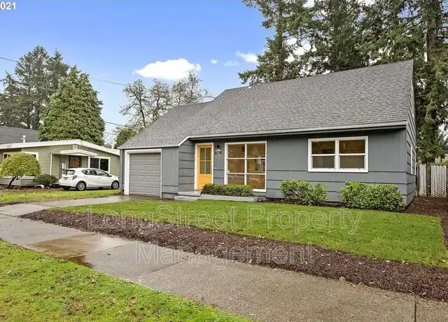 Property at 6014 SE Insley St, Portland, OR, 97206, 3 beds, 2 baths, [object Object]