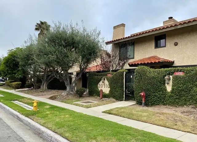 Property at 20310 Anza Ave Unit R, Torrance, CA, 90503, 2 beds, 2.5 baths, [object Object]