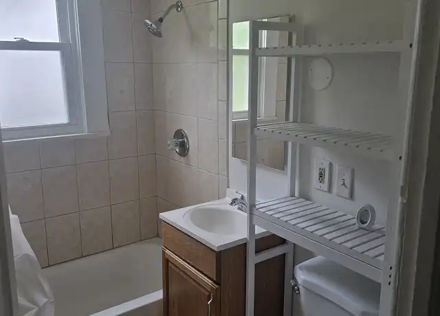 Property at 235 Stow Ave Unit 1, Troy, NY, 12180, 3 beds, 1 bath, [object Object]