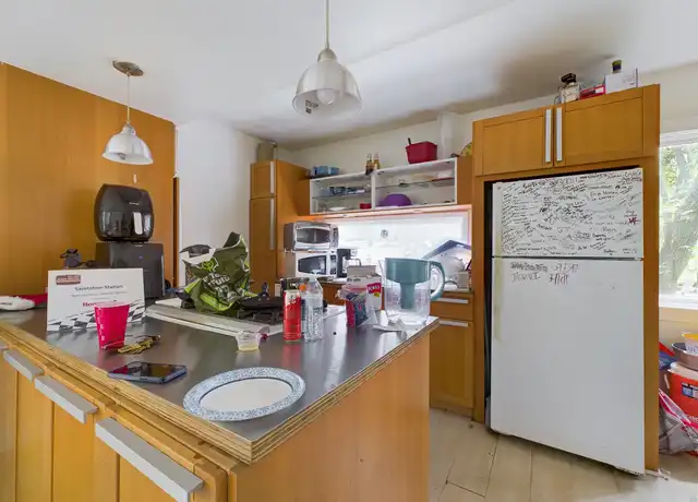 Property at 915 Keith Ln Unit 103, Austin, TX, 78705, 4 beds, 2 baths, [object Object]