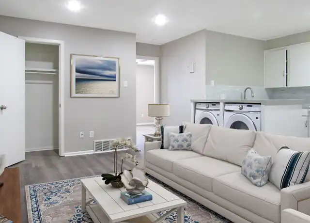 Property at Courtyards on the Park - 2401 45th St, Lubbock, TX, 79412, 2 beds, 1 bath, [object Object]