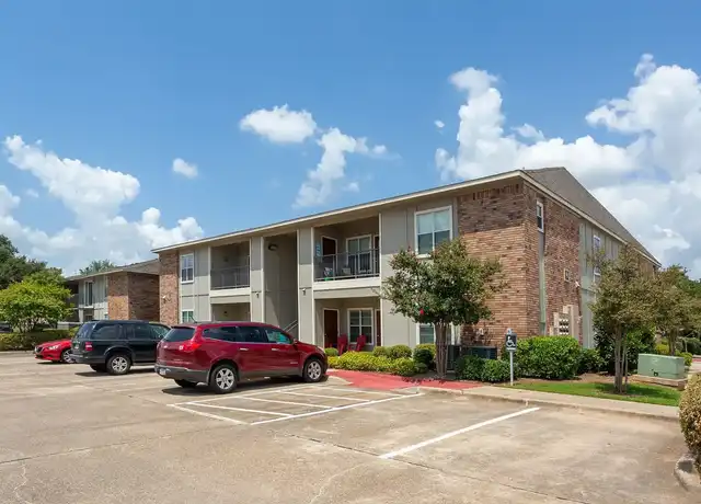 Property at Greenacres Village - 2579 Airline Dr, Bossier City, LA, 71111, 1-2 bed, 1-1.5 bath, [object Object]