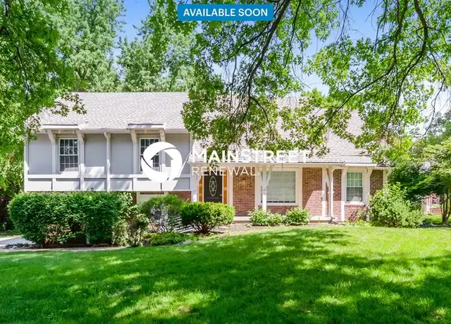 Property at 8800 W 92nd St, Overland Park, KS, 66212, 4 beds, 2.5 baths, [object Object]