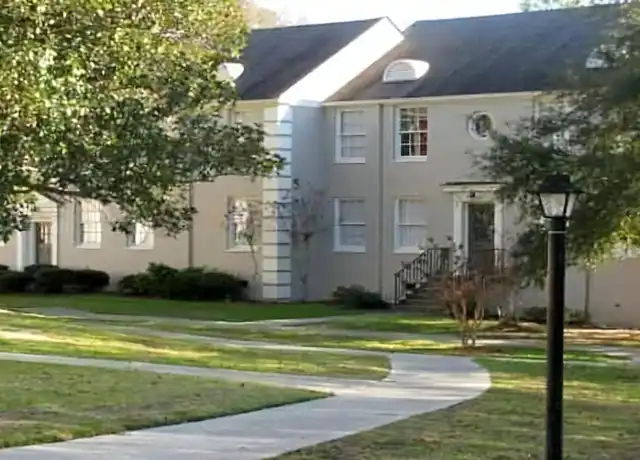 Property at 1585 Hawthorne Rd Unit 4B, Macon, GA, 31211, 1 bed, 1 bath, [object Object]