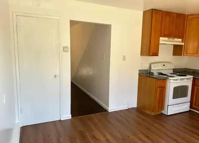 Property at 2657 79th Ave Unit 1, Oakland, CA, 94605, 3 beds, 1 bath, [object Object]