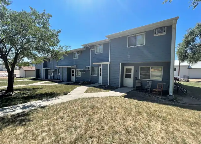 Property at 615 S Main St Unit 2, Mitchell, SD, 57301, 2 beds, 1.5 baths, [object Object]