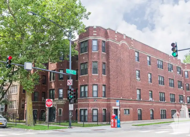 Property at 5158 N Leavitt St Unit 2209-3, Chicago, IL, 60625, 2 beds, 1 bath, [object Object]