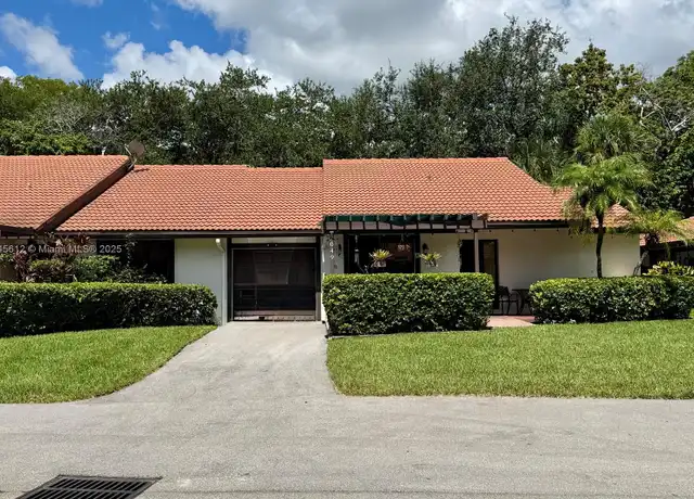 Property at 7049 Marlberry Ln Unit 7049, Tamarac, FL, 33321, 2 beds, 2 baths, [object Object]