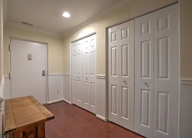 Property at 406 Rockfleet Rd #303, Lutherville Timonium, MD, 21093, 2 beds, 2 baths, [object Object]