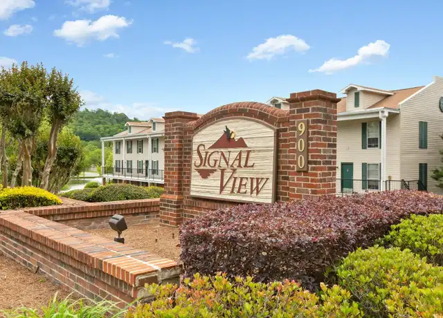 Property at 900 Mountain Creek Rd Unit P235, Chattanooga, TN, 37405, 2 beds, 2 baths, [object Object]