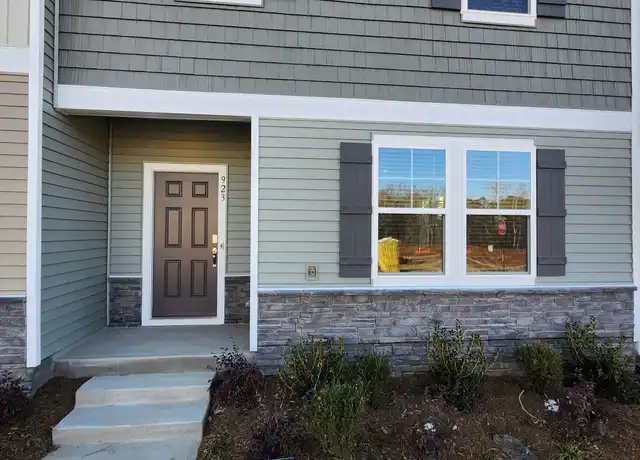 Property at 923 Highland Trace Dr Unit 1, Graham, NC, 27253, 3 beds, 2.5 baths, [object Object]