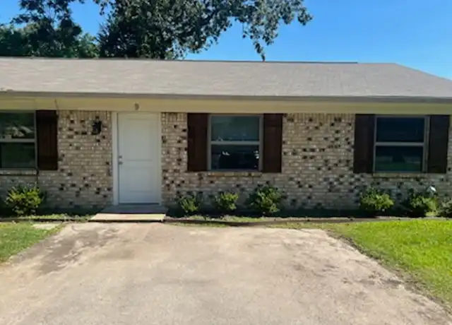 Property at 8320 Cambridge Rd Unit M17, Tyler, TX, 75703, 2 beds, 2 baths, [object Object]