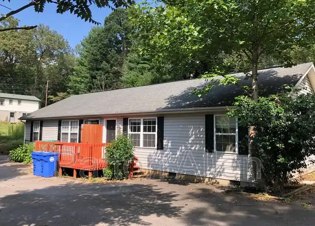 Property at 105 Salola St Unit C, Asheville, NC, 28806, 2 beds, 1 bath, [object Object]
