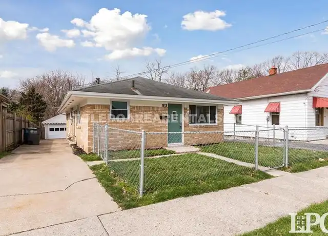 Property at 812 National Ave, Toledo, OH, 43609, 3 beds, 2 baths, [object Object]