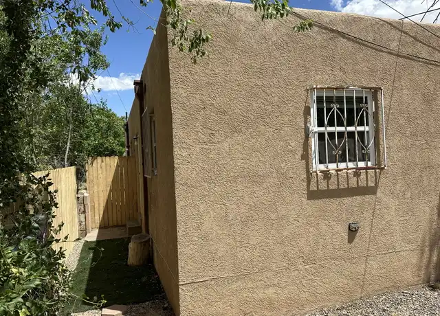 Property at 902 11th St NW Unit A, Albuquerque, NM, 87102, 1 bed, 1 bath, [object Object]