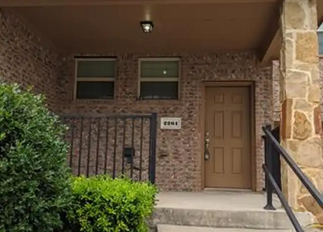 Property at 2261 Stonebrook Ln, Mesquite, TX, 75181, 4 beds, 2 baths, [object Object]