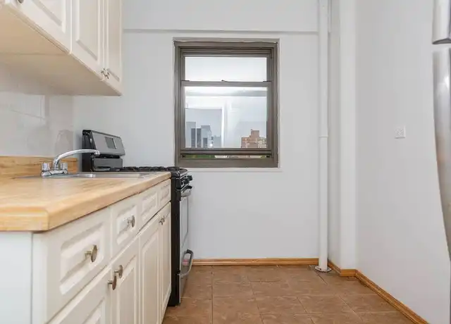 Property at 21-50 33rd Rd, Astoria, NY, 11106, 1 bed, 1 bath, [object Object]