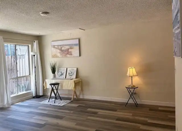 Property at 2706 Voorhees Ave Unit 4, Redondo Beach, CA, 90278, 2 beds, 1.5 baths, [object Object]