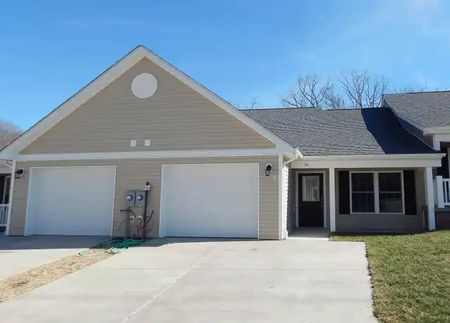 Property at 11 Kimberley St Unit 1, Staunton, VA, 24401, 2 beds, 2 baths, [object Object]