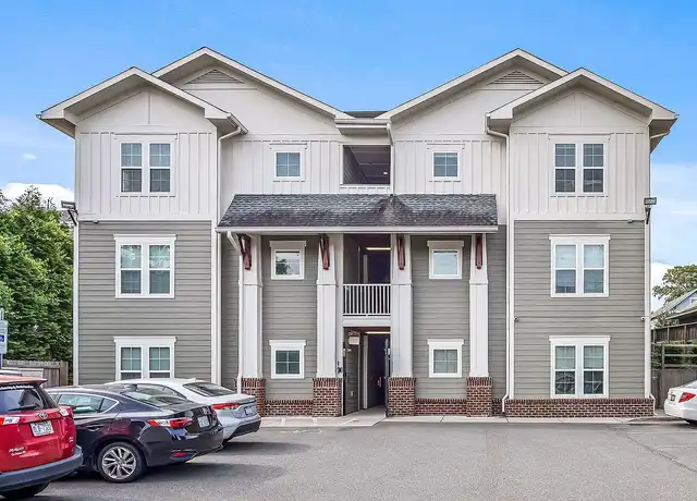 Property at Noda 20 Apartments - 3521 Warp St, Charlotte, NC, 28205, 1 bed, 1 bath, [object Object]
