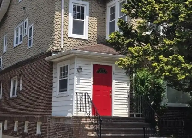 Property at 28 Walnut Pkwy #3, Montclair, NJ, 07042, 2 beds, 1 bath, [object Object]