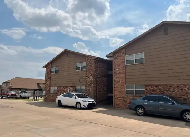 Property at 1819 NW 82nd St, Lawton, OK, 73505, 2 beds, 1 bath, [object Object]