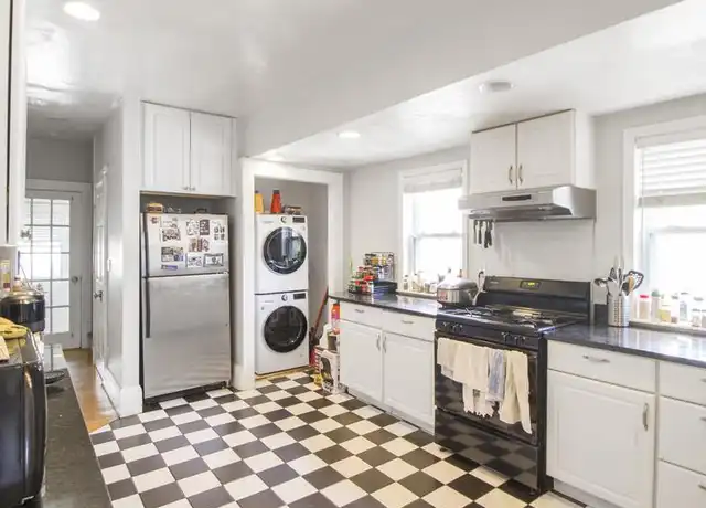 Property at 17 Allen St Unit 2, Cambridge, MA, 02140, 5 beds, 3 baths, [object Object]