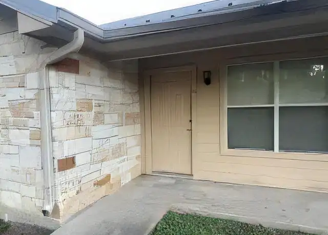 Property at 202 Avenue F #3, Moody, TX, 76557, 2 beds, 1 bath, [object Object]